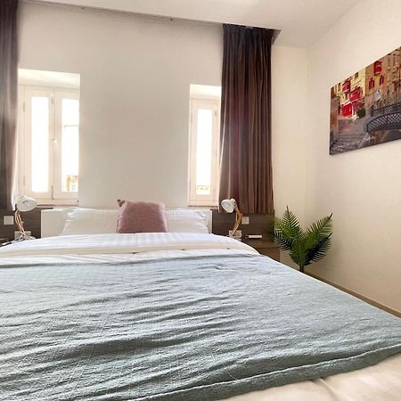 Hammock Vibes Town House Bed and Breakfast Sliema Rum bild