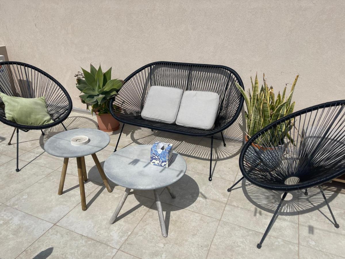 Hammock Vibes Town House Bed and Breakfast Sliema Exteriör bild